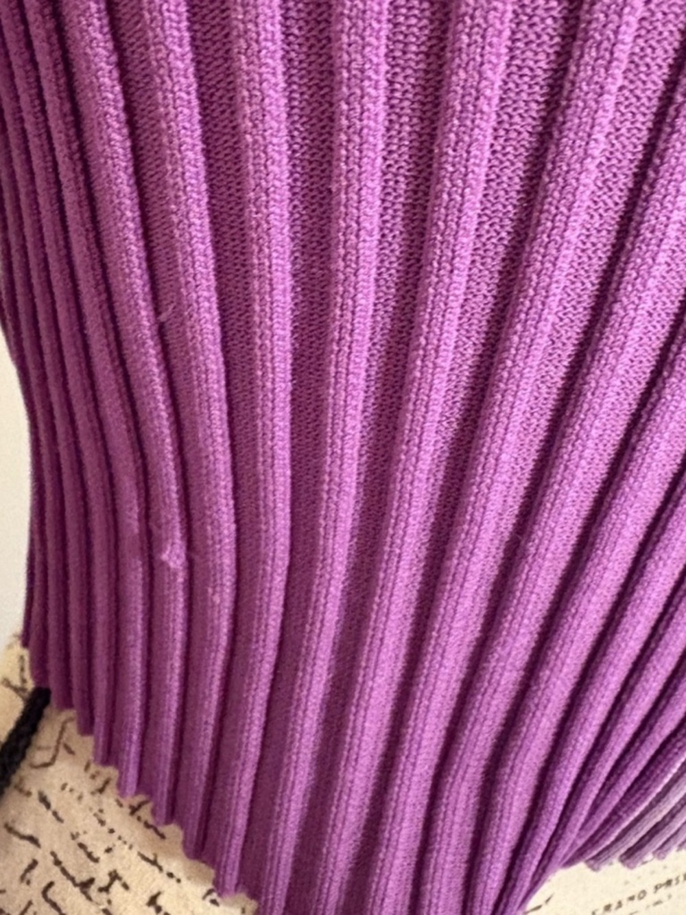 PrettyLittleThing Lilac Two-Toned Ribbed Button-Up Cardigan - Picture 7 of 7